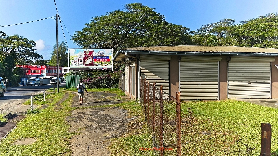 Prime Commercial Location