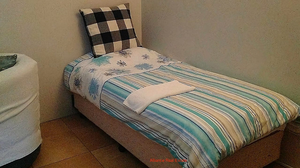 Erakor Lagoon-side Rental