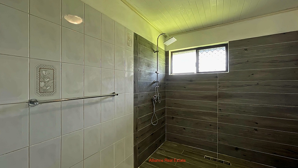 Great Location - Great House