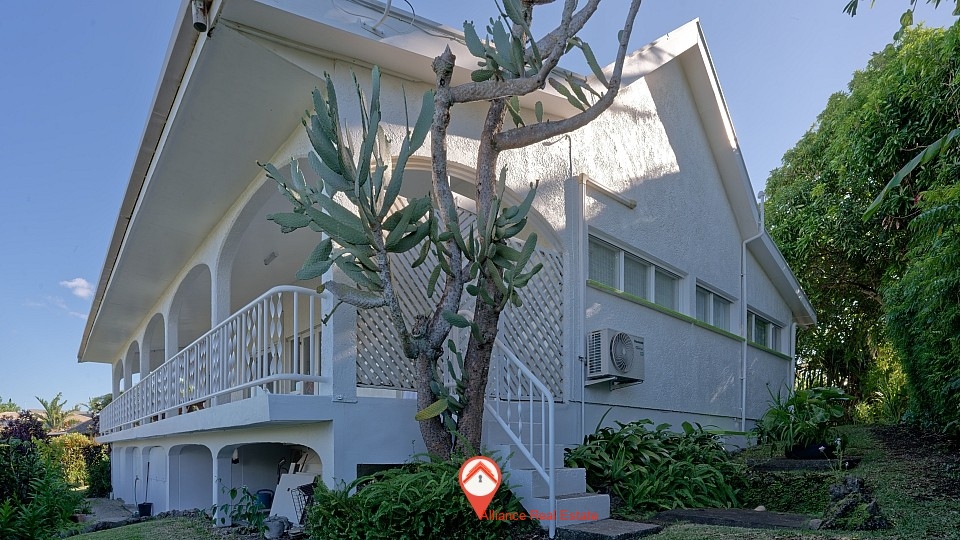Malapoa 3BR with View