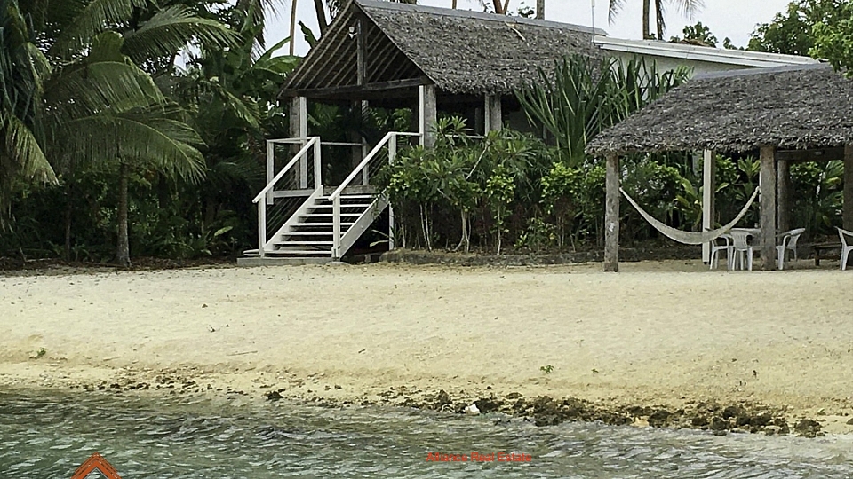 Waterfront Multi-Bungalow
