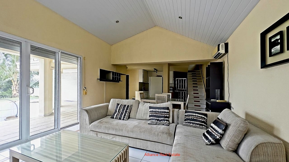Designer Lagoonview House