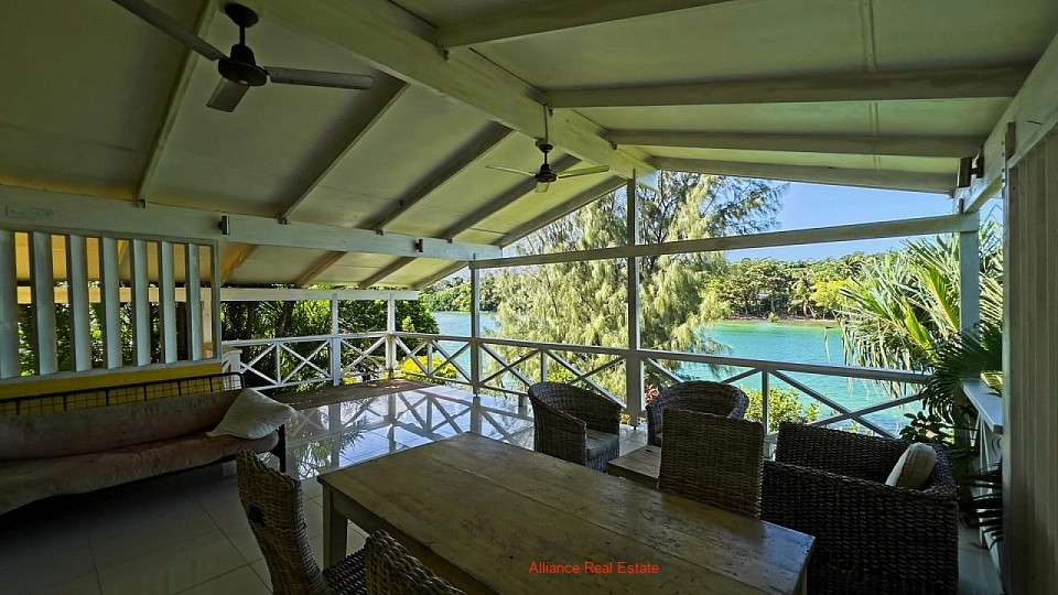 Lagoon Waterfront 
