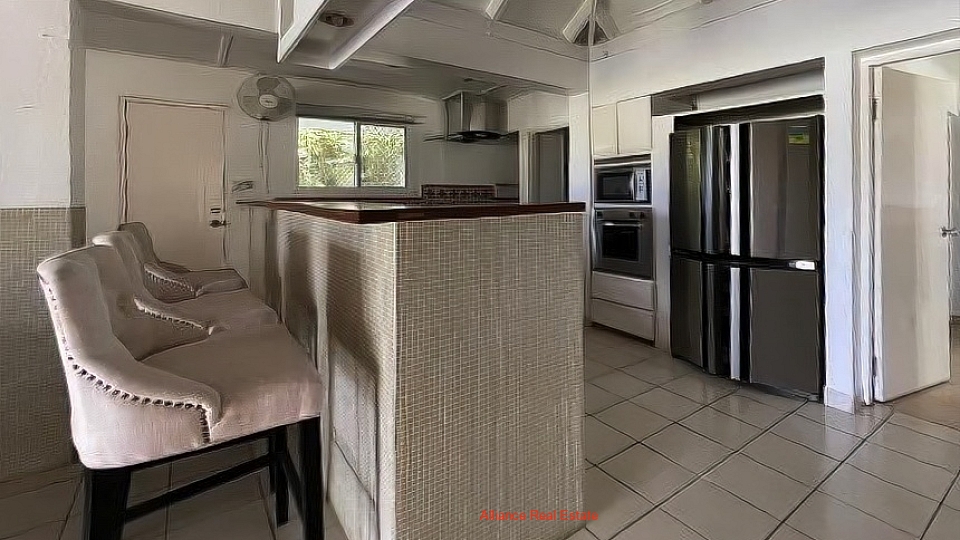 Lagoonside Privacy Plus