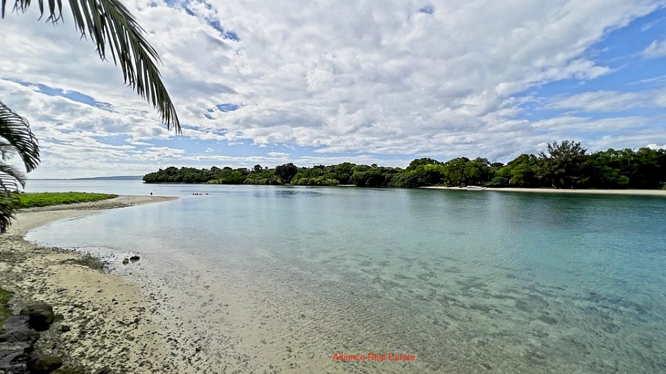 Exclusive Beach-frontfront
